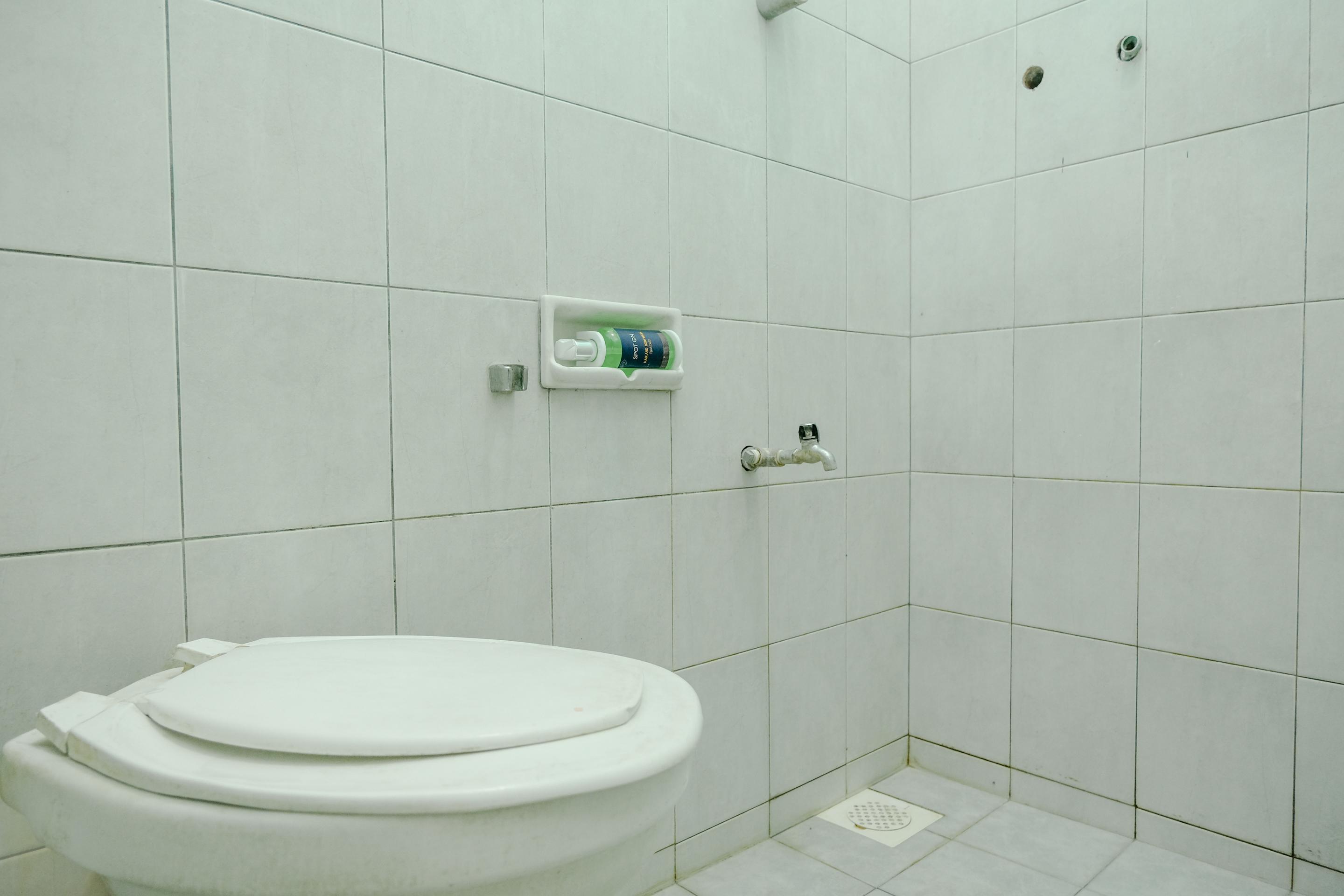 Super Oyo 1516 Cemara Gading Syariah Hotell Bogor Exteriör bild
