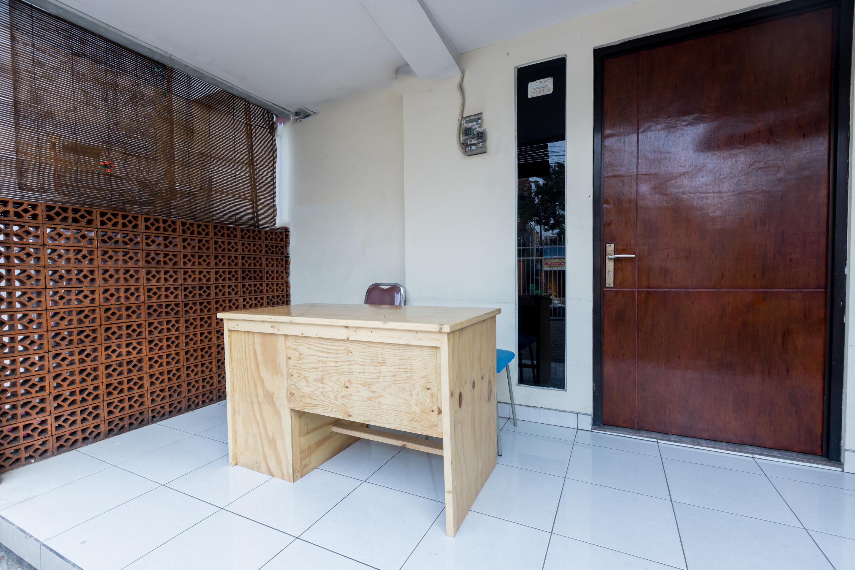 Super Oyo 1516 Cemara Gading Syariah Hotell Bogor Exteriör bild