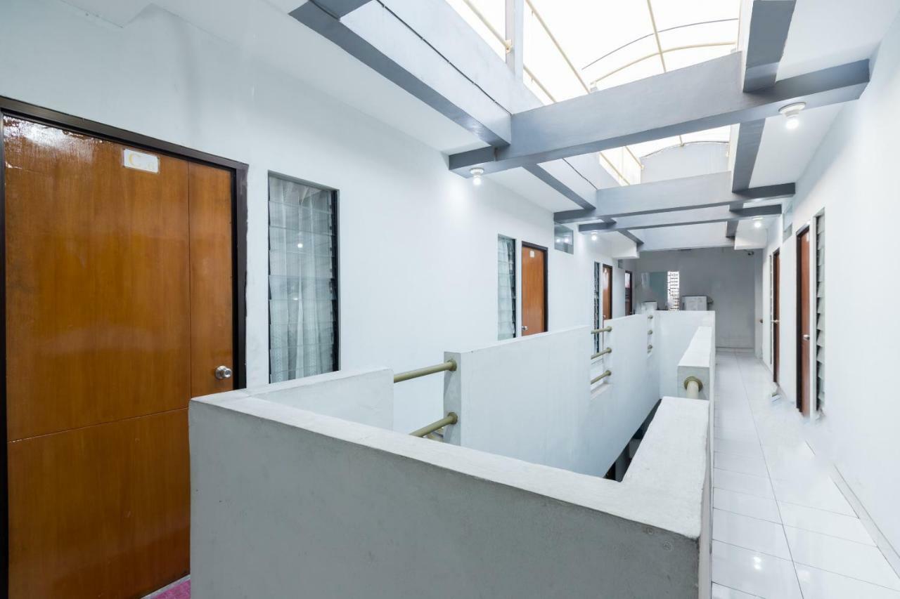 Super Oyo 1516 Cemara Gading Syariah Hotell Bogor Exteriör bild